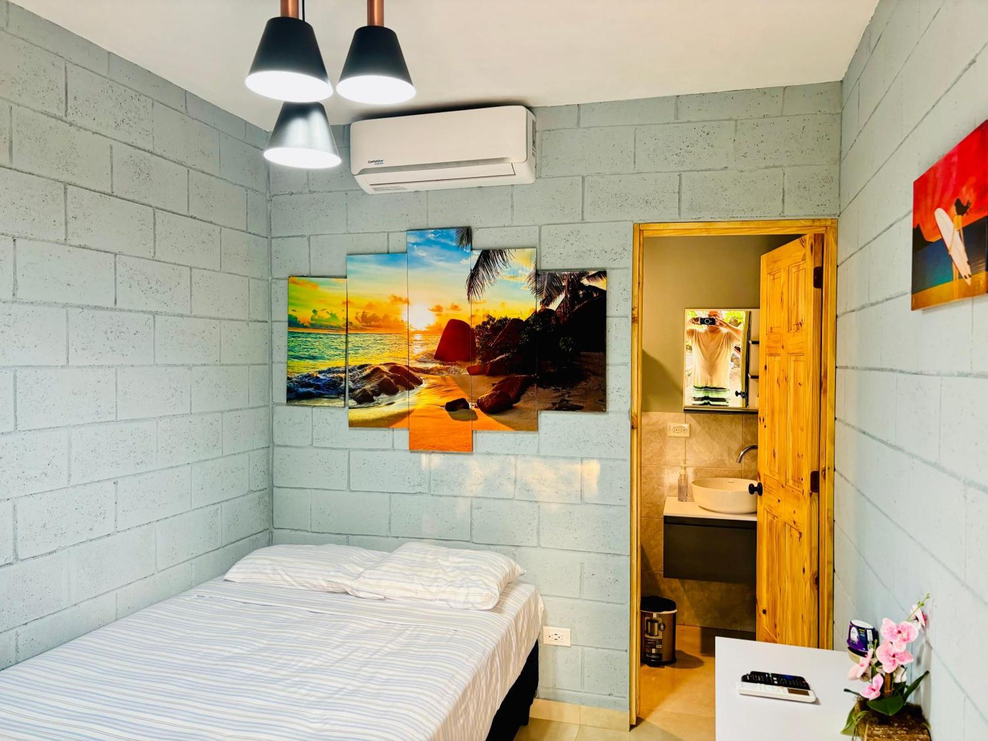 Hostal Camila'S Tamanique Dış mekan fotoğraf